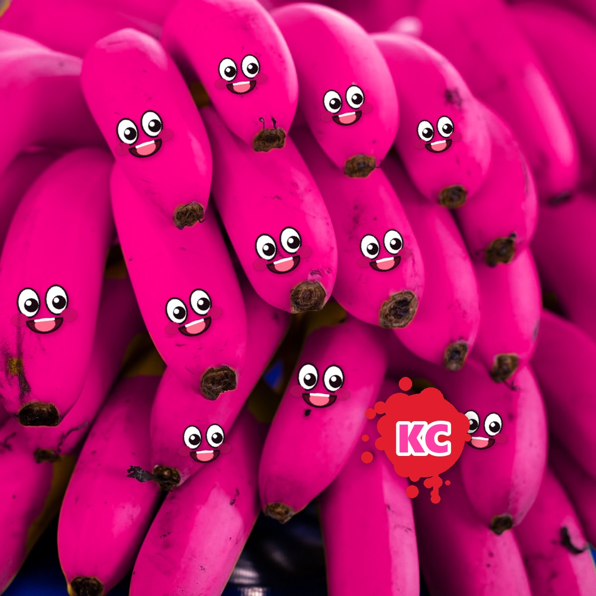 Pink banana sticker 1 – round street art sticker
