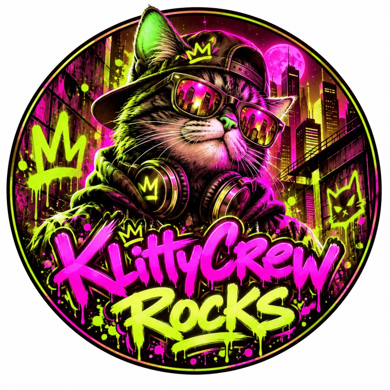 KlittyCrew graffiti cat sticker – Purple Night colour 2 – round street art sticker